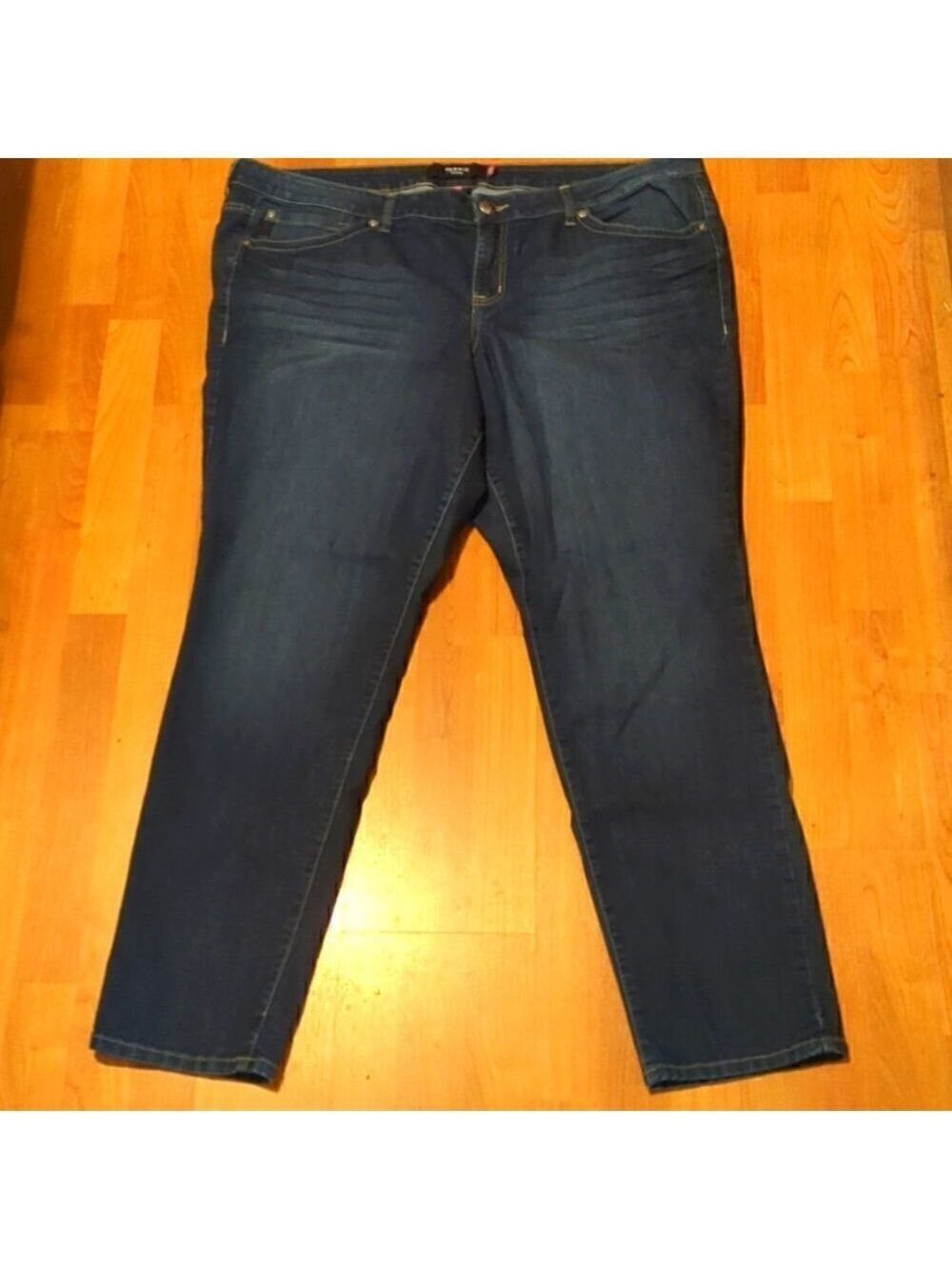 Torrid Jeans Blue Denim Stretch Regular Size 26